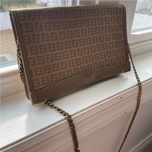 Vintage fendi clutch on chain